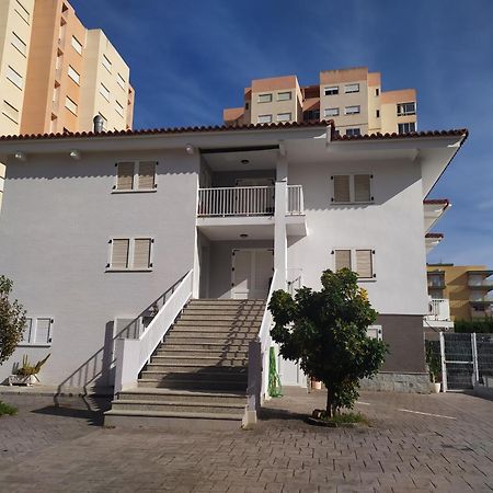 Apartamentos Gandia Familiar 3000 Экстерьер фото